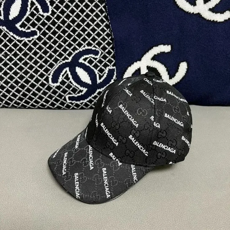 Balenciaga 7409940569