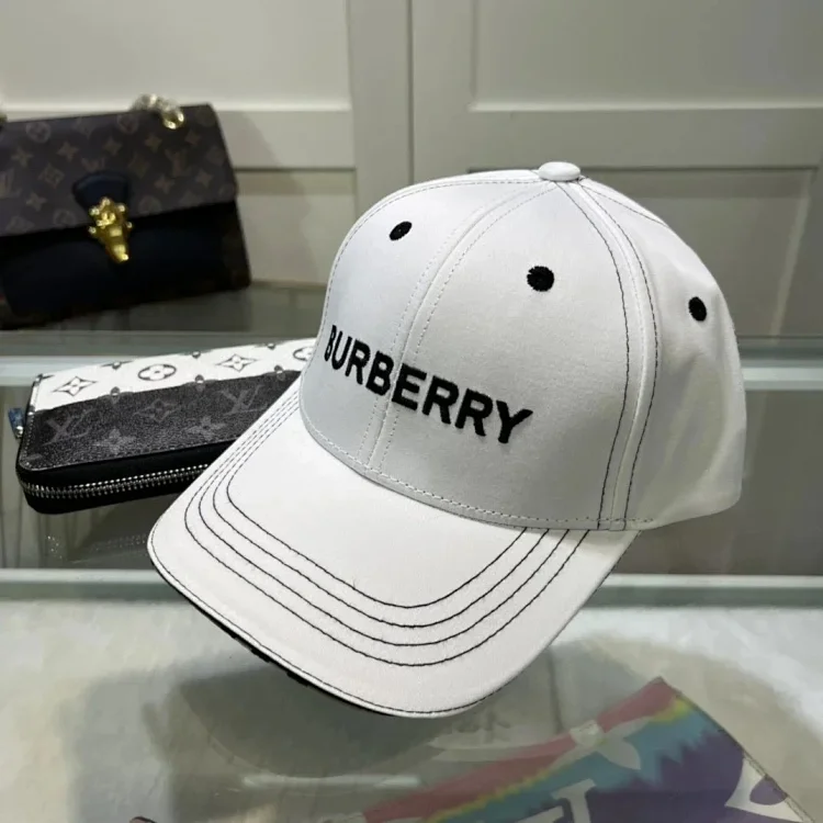 Burberry 7411841986