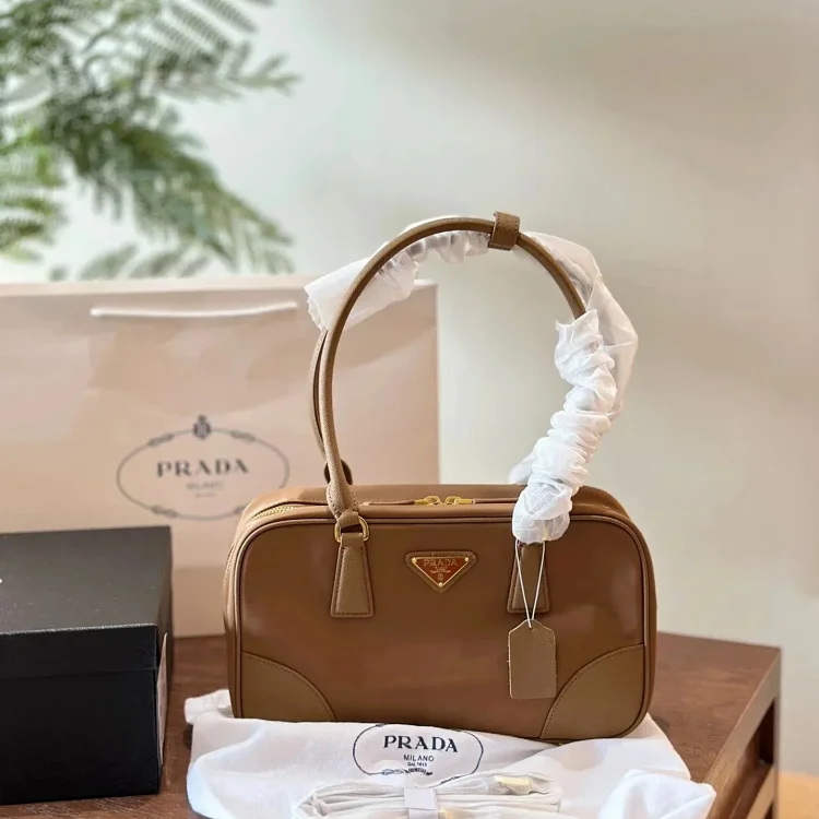 PRADA 7411483269