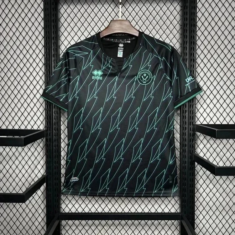 Premier League Jersey 7430750125