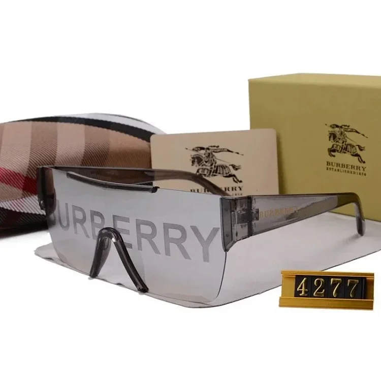 BURBERRY 7433303802