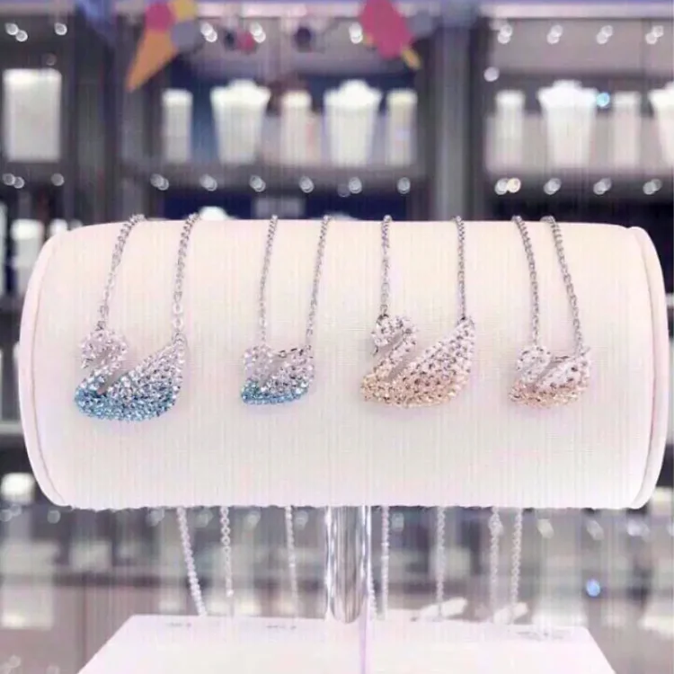 Swan Pendant 7468764163