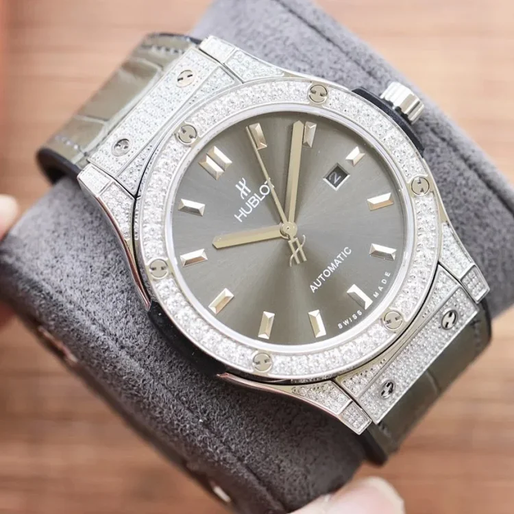 HUBLOT 7475435938