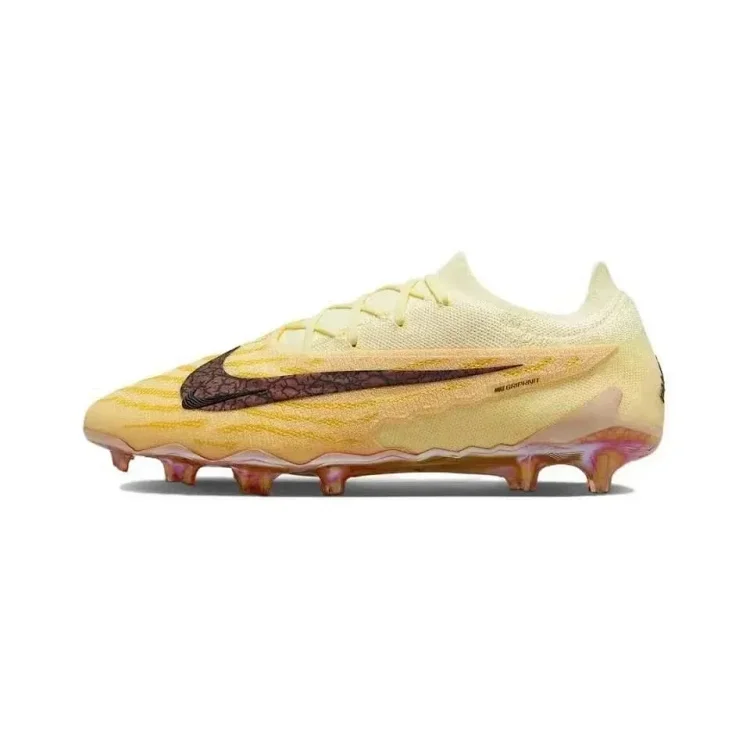 Nike 7490357749